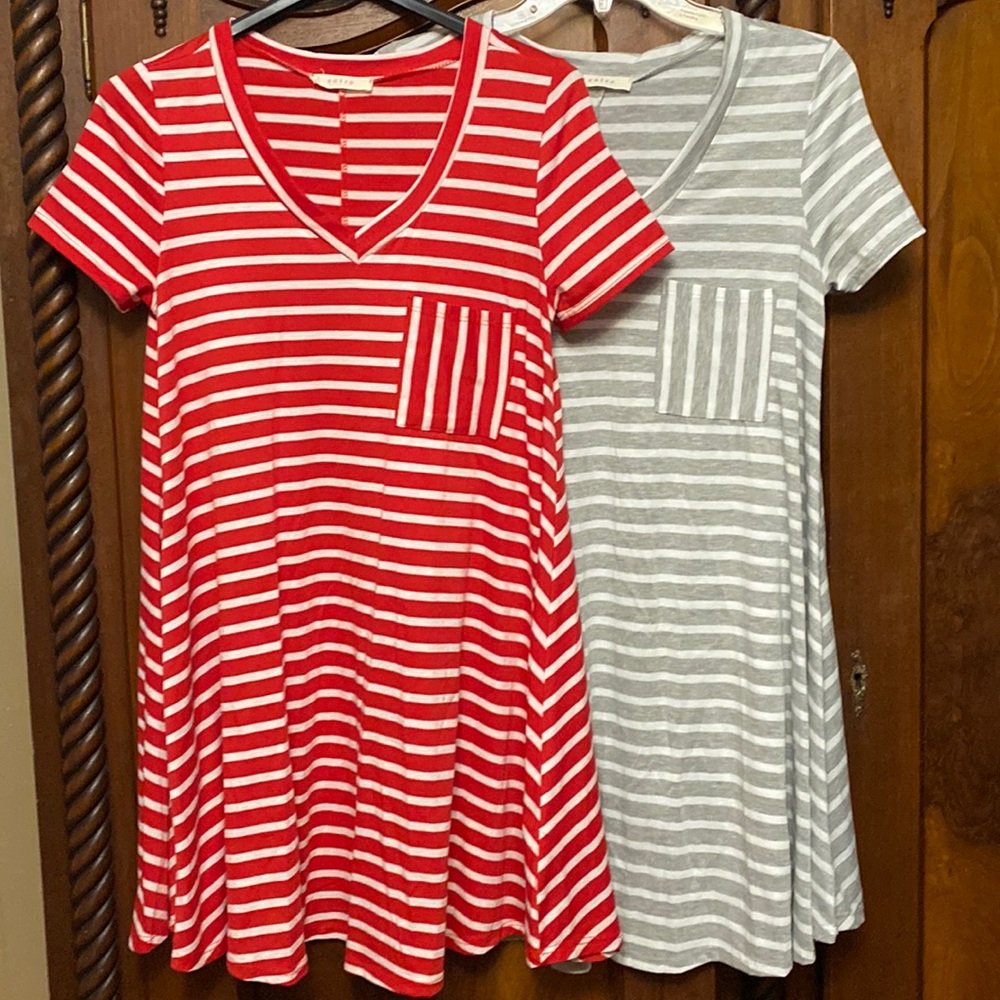2-entro T-Shirt Dresses *NEVER WORN*